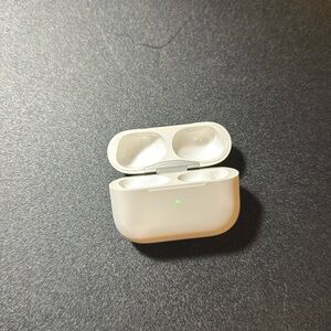 Apple AirPod Pro 2 case only